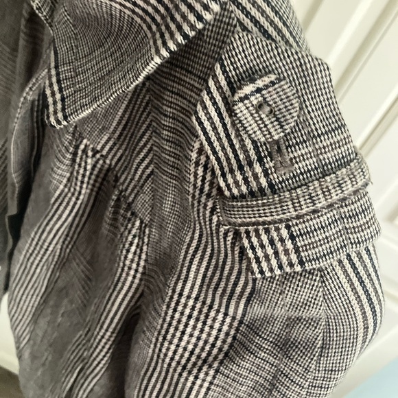 Banana Republic Short Plaid 4 Button Swing Jacket Wool Blend Lined Size XS - Picture 4 of 7